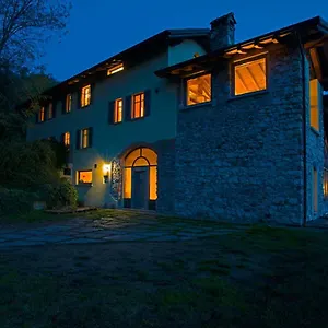https://cascina-canee.it-lombardy.com