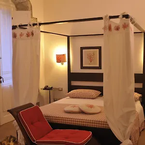 https://hotel-villa-pimpina.in-sardinia.net